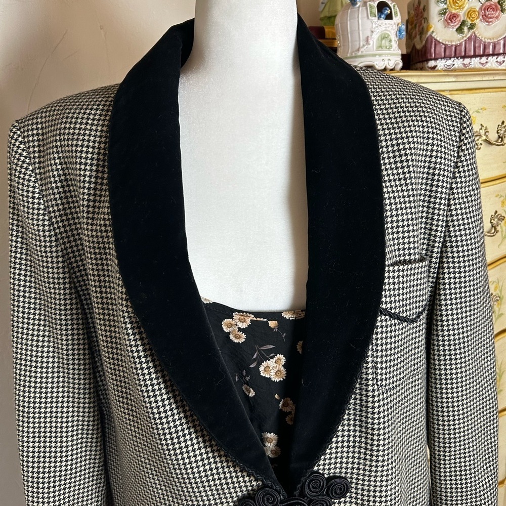 Oversize 90s Breeches Black & White Blazer Velvet Trim Size 12 - Picture 8 of 13